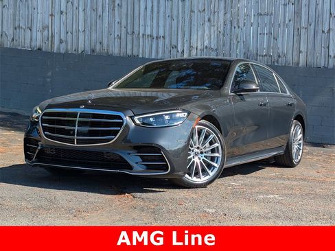 Used 2022 Mercedes-Benz S 580 S 580 w/ AMG Line Package image 2