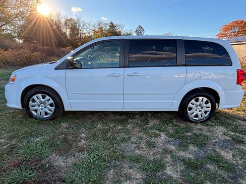 Used 2015 Dodge Grand Caravan SE w/ Quick Order Package 29E SE image 8