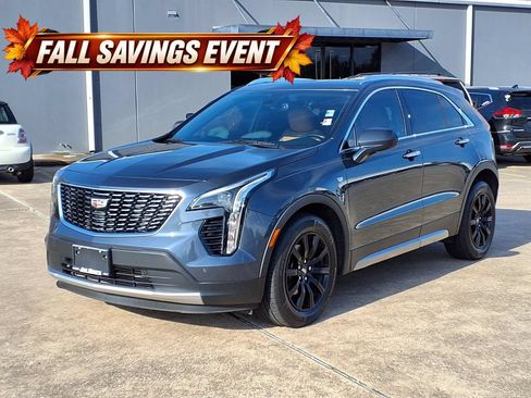 Used 2019 Cadillac XT4 Premium Luxury FWD image 3