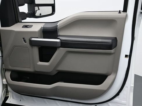 Used 2022 Ford F250 XLT image 27