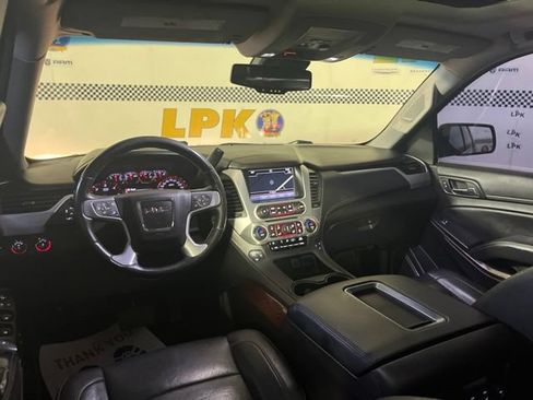 Used 2016 GMC Yukon SLT w/ Open Road Package AWD/4WD image 33