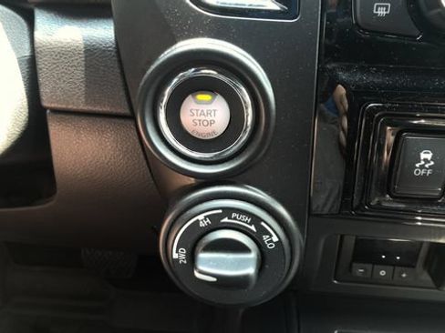 Used 2024 Nissan Titan PRO-4X w/ Pro-4x Utility Package AWD/4WD image 35