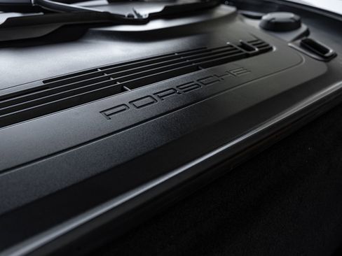 Certified 2025 Porsche 718 Cayman GT4 RS RWD image 43