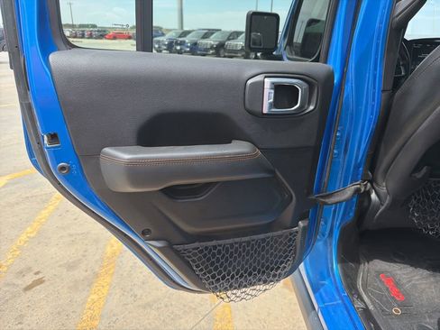 Used 2021 Jeep Gladiator Mojave AWD/4WD image 23