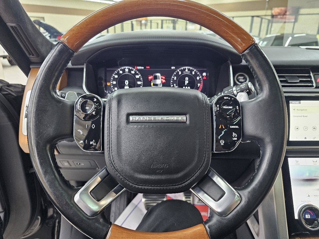 Used 2021 Land Rover Range Rover Long Wheelbase Autobiography AWD/4WD image 27
