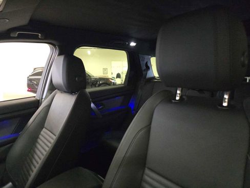 Certified 2025 Land Rover Discovery Sport Dynamic SE image 21