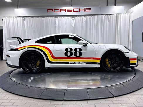 Used 2026 Porsche 911 GT3 RWD image 10