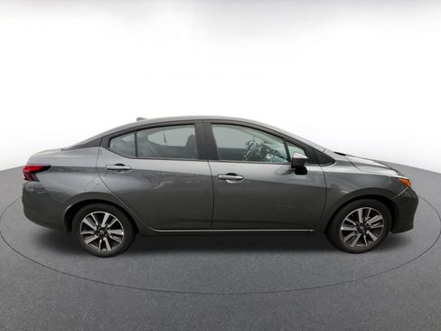 Used 2025 Nissan Versa SV image 8