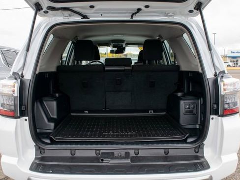 Used 2024 Toyota 4Runner TRD Off-Road image 10