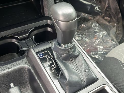 Used 2023 Toyota Tacoma TRD Off-Road image 18