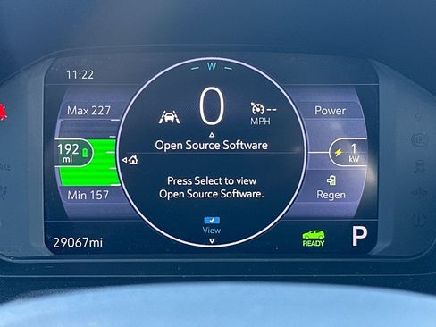 Used 2022 Chevrolet Bolt EUV LT w/ Comfort Package image 40