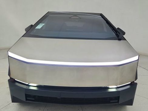 Used 2024 Tesla Cybertruck Cyberbeast image 12