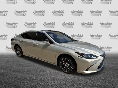 Used 2025 Lexus ES 350 w/ Premium Package FWD image 2