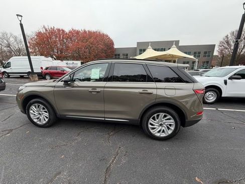 New 2026 Lincoln Corsair Premiere image 4