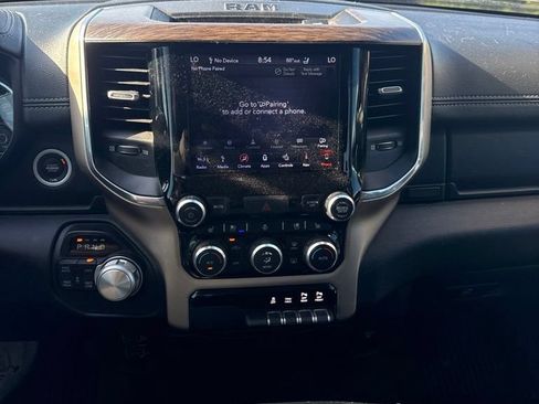 Used 2019 RAM 1500 Laramie AWD/4WD image 23