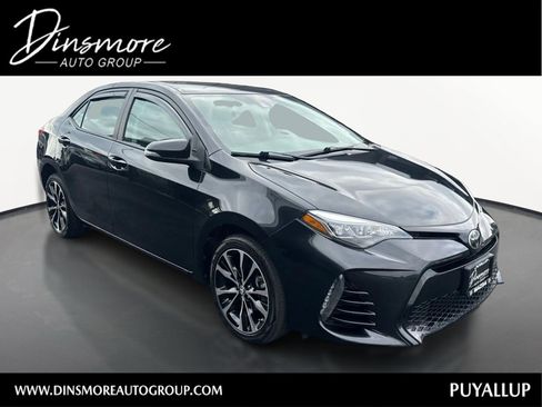 Used 2017 Toyota Corolla SE FWD image 1