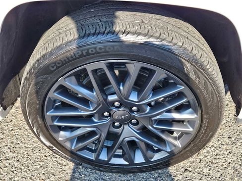 Used 2024 Jeep Compass Limited w/ Driver Assist Group I image 9