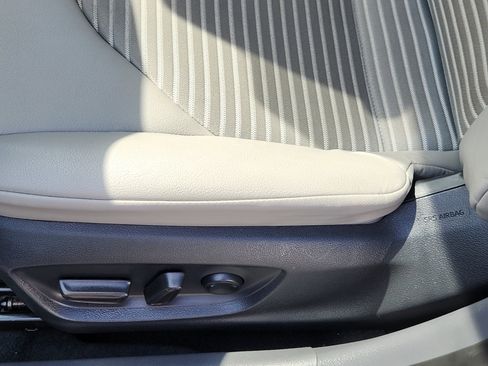 Certified 2023 Toyota Camry SE image 20