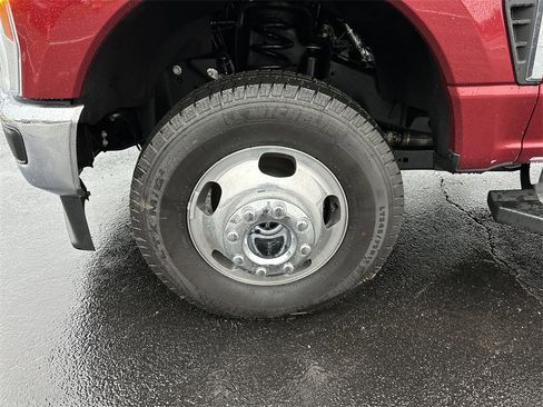 New 2026 Ford F350 Lariat image 10