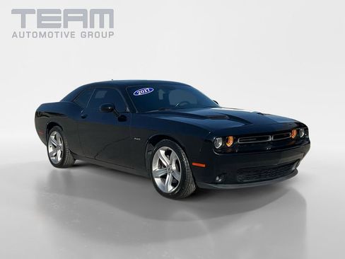 Used 2017 Dodge Challenger R/T w/ Sound Group image 1