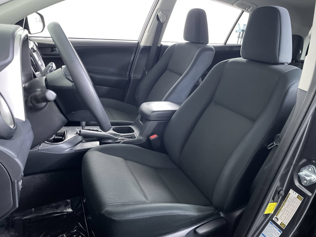 Used 2018 Toyota RAV4 LE w/ All Weather Liner Package AWD/4WD image 12