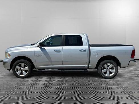 Used 2015 RAM 1500 Classic SLT AWD/4WD image 2