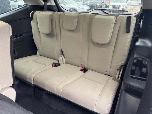 Certified 2023 Subaru Ascent Premium w/ Convenience Package image 13