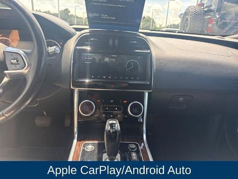 Used 2020 Jaguar XE S AWD/4WD image 21