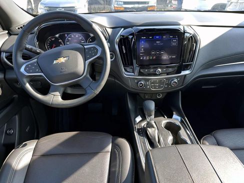 Used 2023 Chevrolet Traverse High Country AWD/4WD image 17
