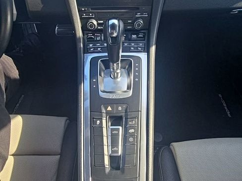 Used 2022 Porsche 718 Boxster S w/ Premium Package image 37