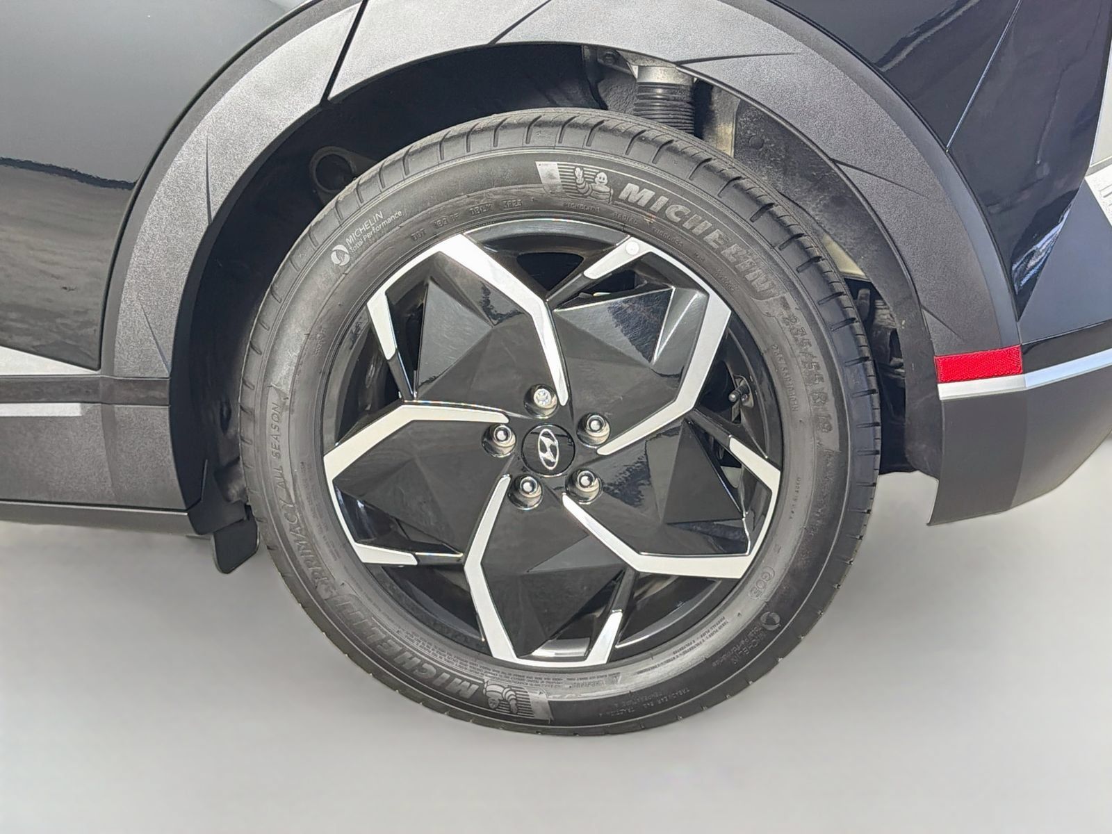 Used 2024 Hyundai Ioniq 5 SEL RWD image 29