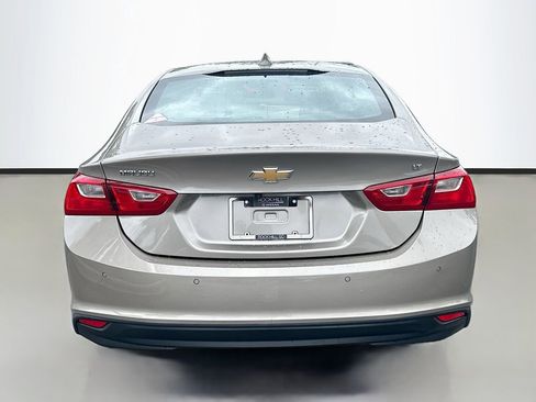 Used 2025 Chevrolet Malibu LT FWD image 7