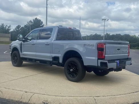 New 2025 Ford F350 Lariat w/ Lariat Ultimate Package image 4