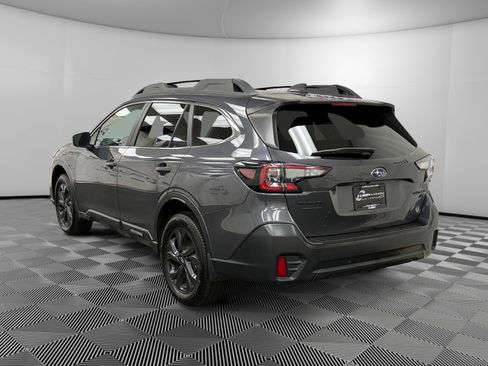 Certified 2020 Subaru Outback Onyx Edition XT image 3