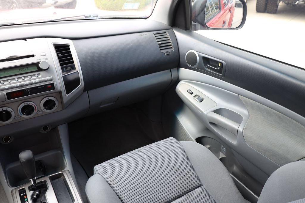Used 2005 Toyota Tacoma 4x4 Double Cab w/ TRD Off-Road Pkg #2 image 20