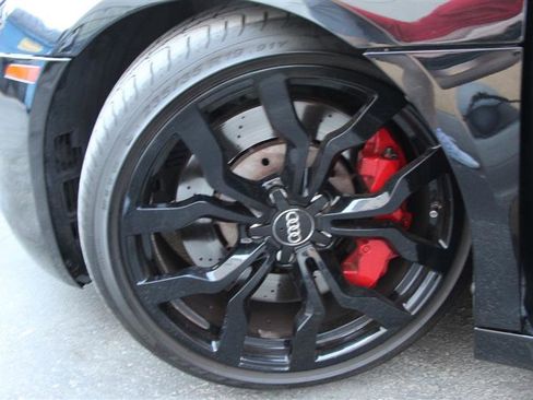 Used 2011 Audi R8 V10 AWD/4WD image 35