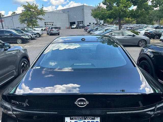Used 2026 Nissan Sentra SV w/ SV Convenience Package FWD image 5