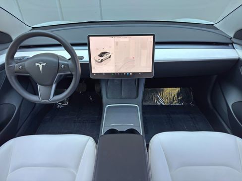 Used 2023 Tesla Model 3 Standard Range RWD image 13