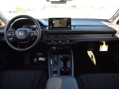 New 2025 Honda Accord SE image 7