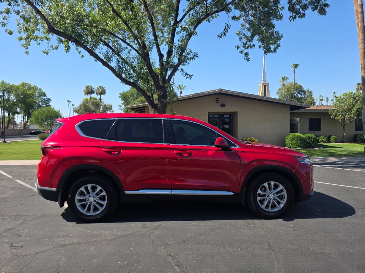 Used 2020 Hyundai Santa Fe SEL FWD image 3