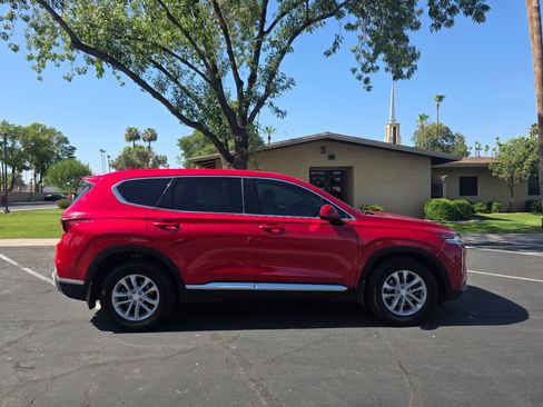 Used 2020 Hyundai Santa Fe SEL FWD image 3