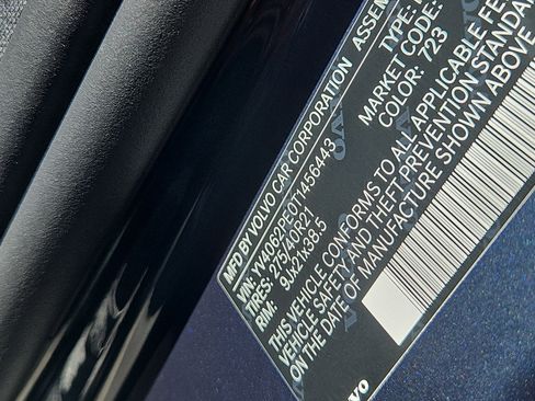 New 2026 Volvo XC90 B6 Plus w/ Protection Package Premier image 5