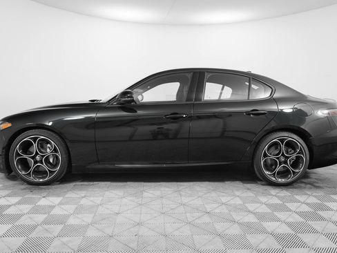 New 2025 Alfa Romeo Giulia w/ Driving Assist Package RWD image 4