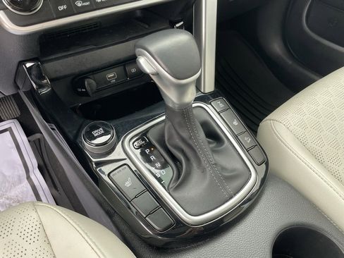 Used 2021 Kia Seltos SX w/ SX Sunroof Package image 18
