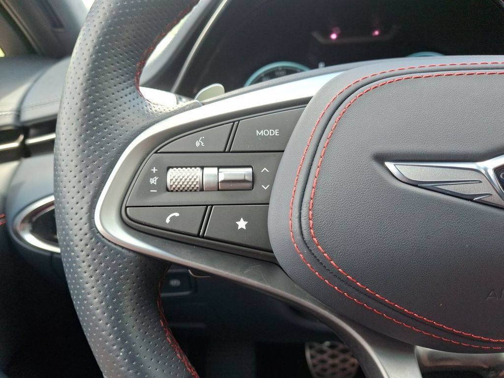 Used 2023 Genesis GV70 2.5T w/ Sport Prestige Package AWD/4WD image 17
