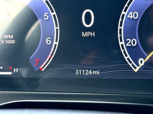 Used 2025 Jeep Grand Cherokee L Altitude RWD image 28