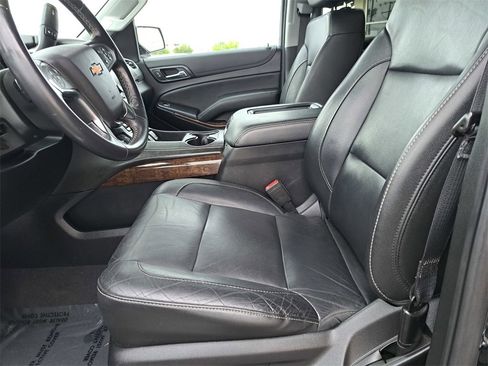Used 2020 Chevrolet Tahoe LT image 12