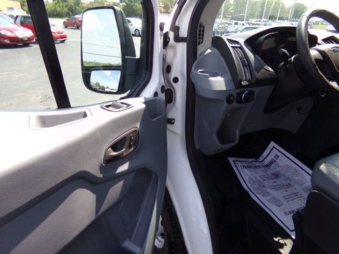 Used 2018 Ford Transit 150 130 Low Roof RWD image 50
