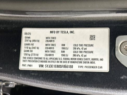 Used 2025 Tesla Model 3 Long Range AWD/4WD image 12