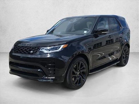 Used 2025 Land Rover Discovery Dynamic SE AWD/4WD image 1